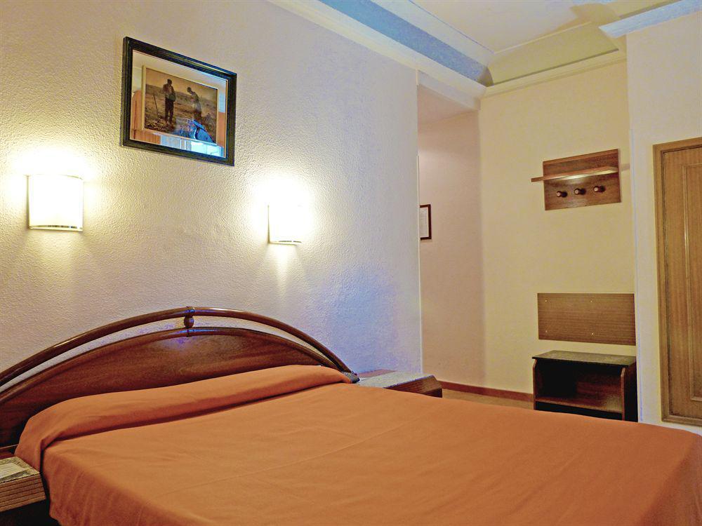 Gran Inglés - The Leading Of The World Madrid