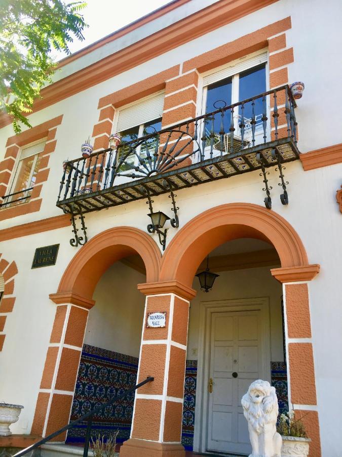 Laurene Hostal *