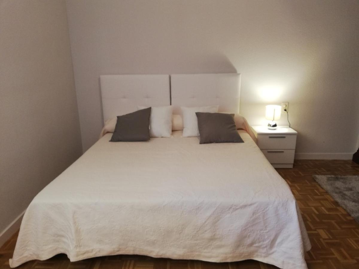 Bed and breakfast Eagle Club Madrid
