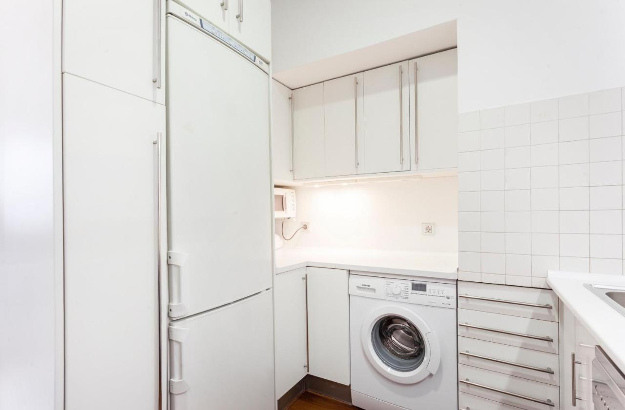 Mit House Monte Esquinza En Appartement Madrid