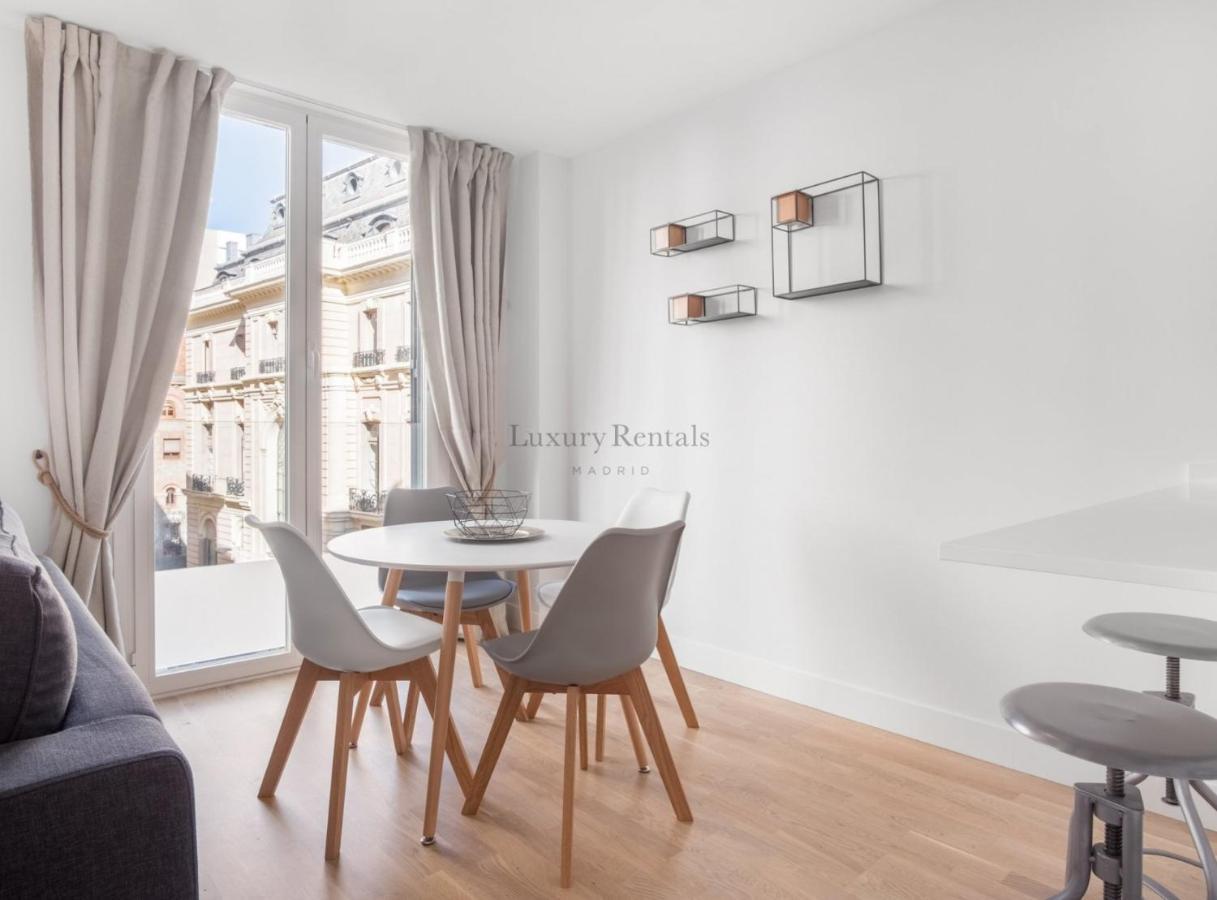 Charming 1-bedroom In Stylish Retreat For 2, Alonso Martinez I Apartamento