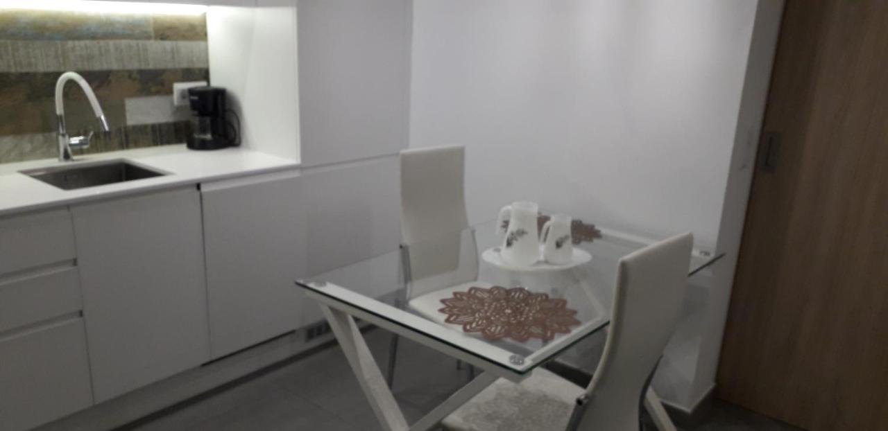 Ciudad De La Paz Appartement Madrid