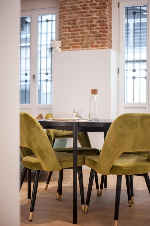 Con Encanto En La Latina Appartement