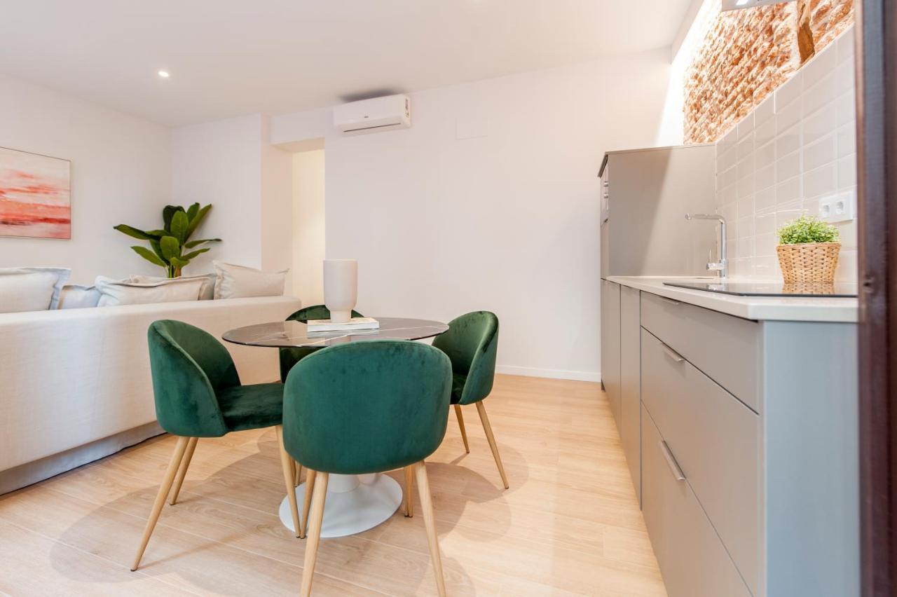 Con Encanto En La Latina Appartement
