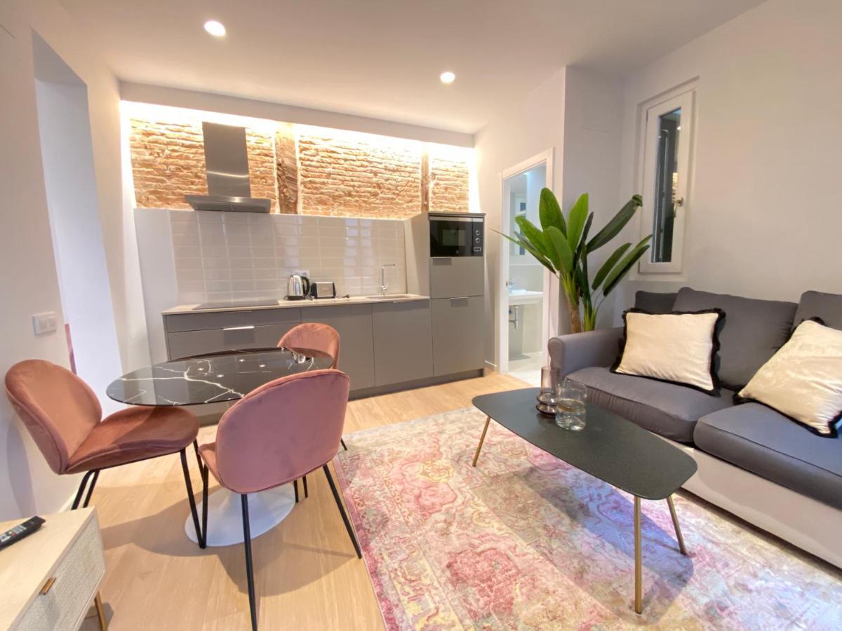 Apartamento Con Encanto En La Latina Madri