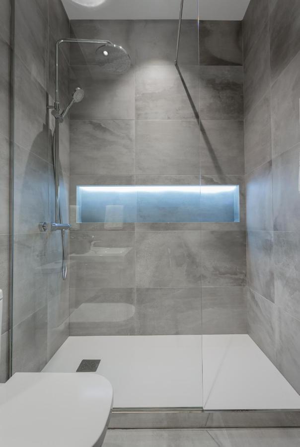 Luxury Silver Just Steps From Gran Via By Batuecas * Madrid