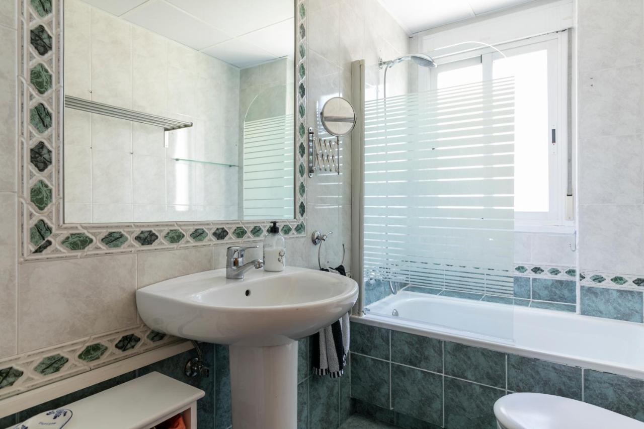 Apartamento En Legazpi Junto A Matadero Y Rio Apartment