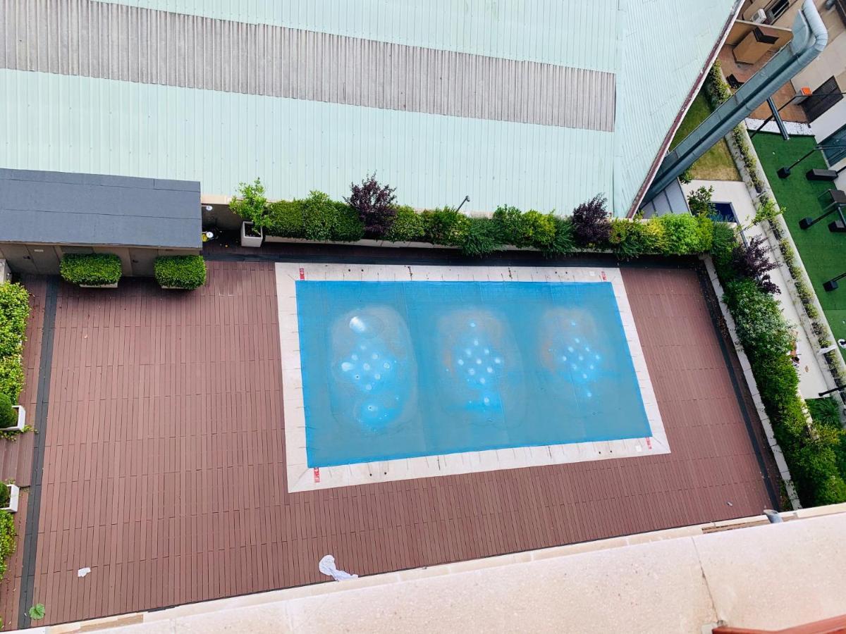 Pisos Con Piscina Barrio Exclusivo-wizinkcenter Alquiler Temporada