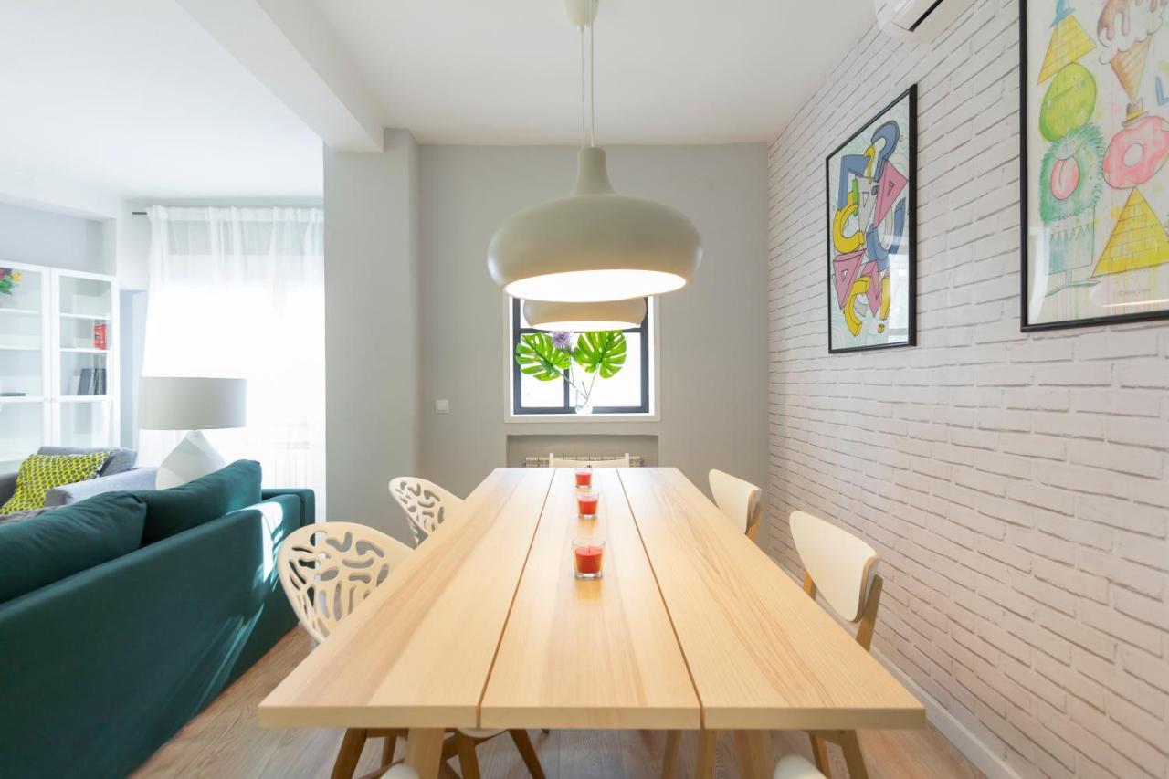 Dobohomes - Ona * Madri