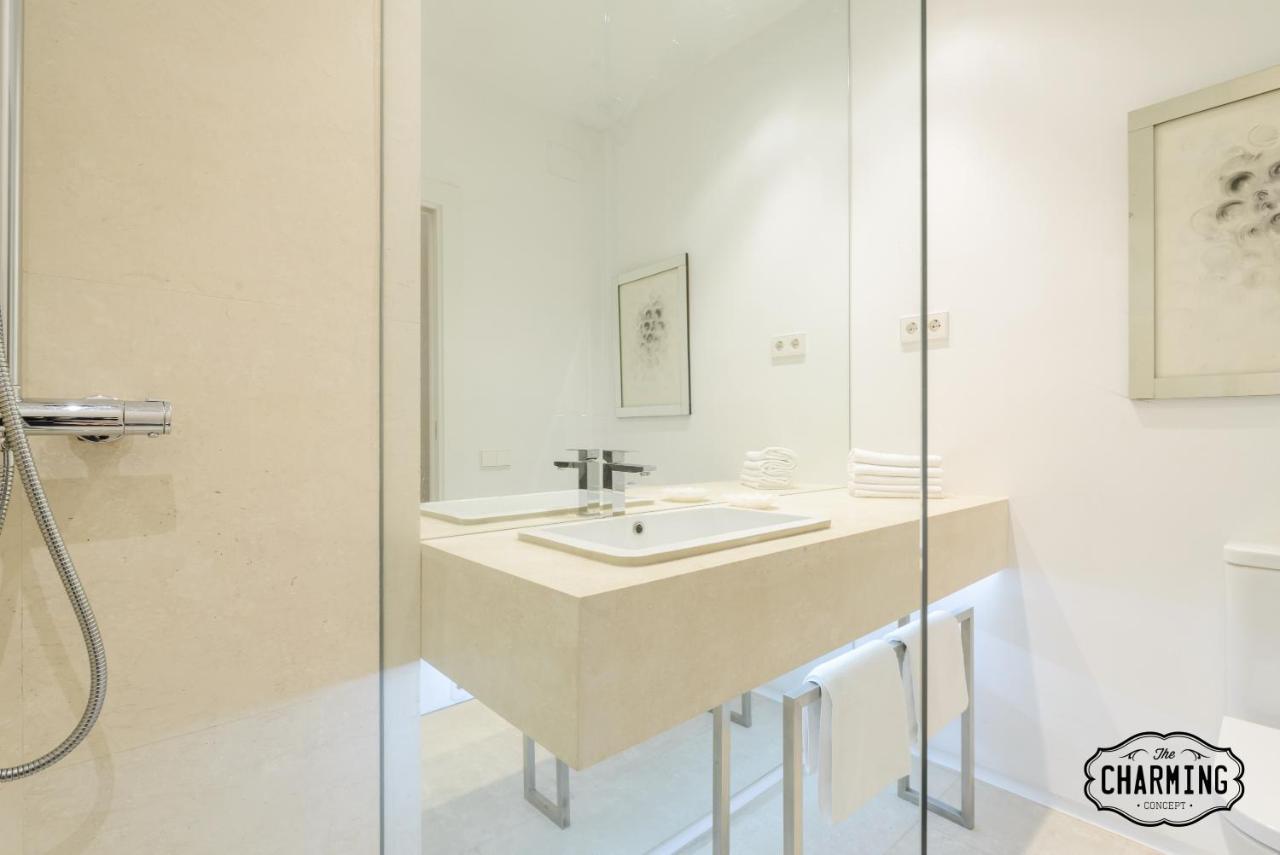 Charming Prado Luxury Apartment Madrid