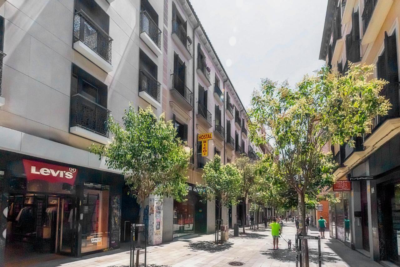 En Las Nubes De Atico En Calle Fuencarral Fnc22a1 *