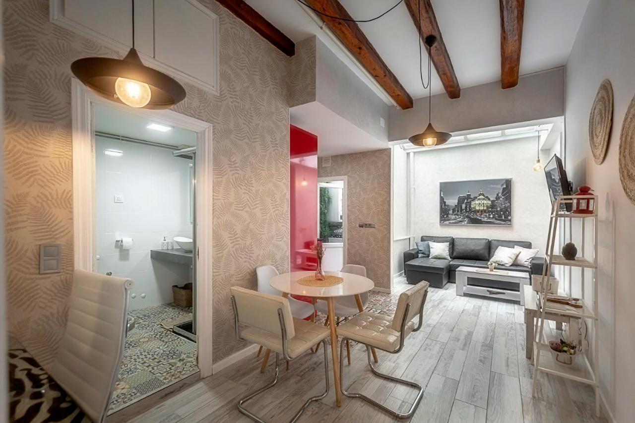 En Las Nubes De Atico En Calle Fuencarral Fnc22a1 Appartement Madrid