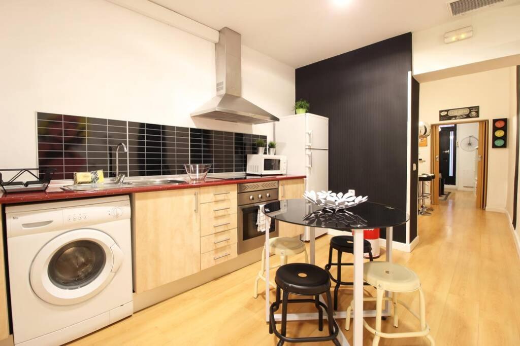 Apartment Centrico Estilo Pop-art By Batuecas Madrid