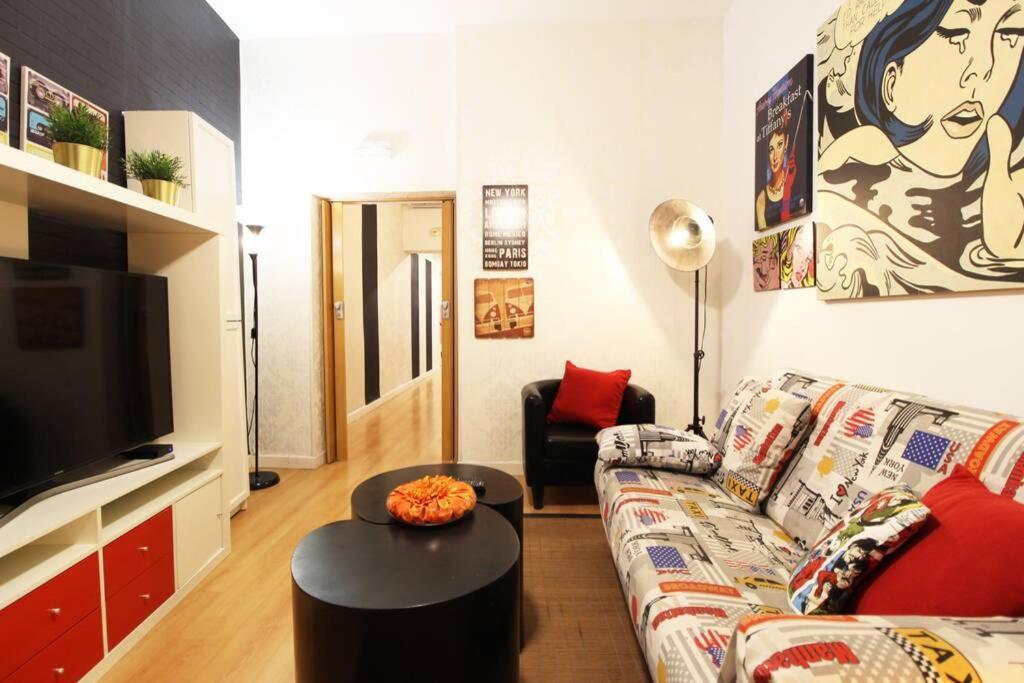 Apartment Centrico Estilo Pop-art By Batuecas *