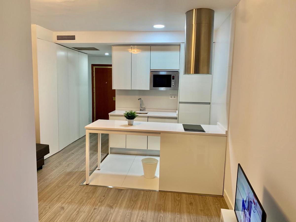 Pisos Con Piscina Barrio Exclusivo-wizinkcenter Alquiler Temporada Madrid