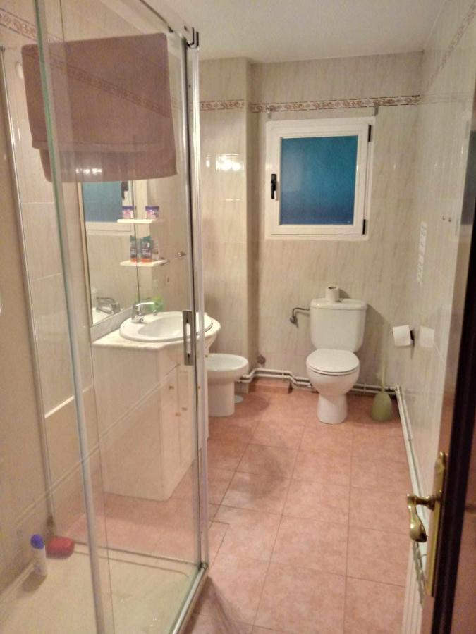 Residencia 12 Octubre Bed & Breakfast