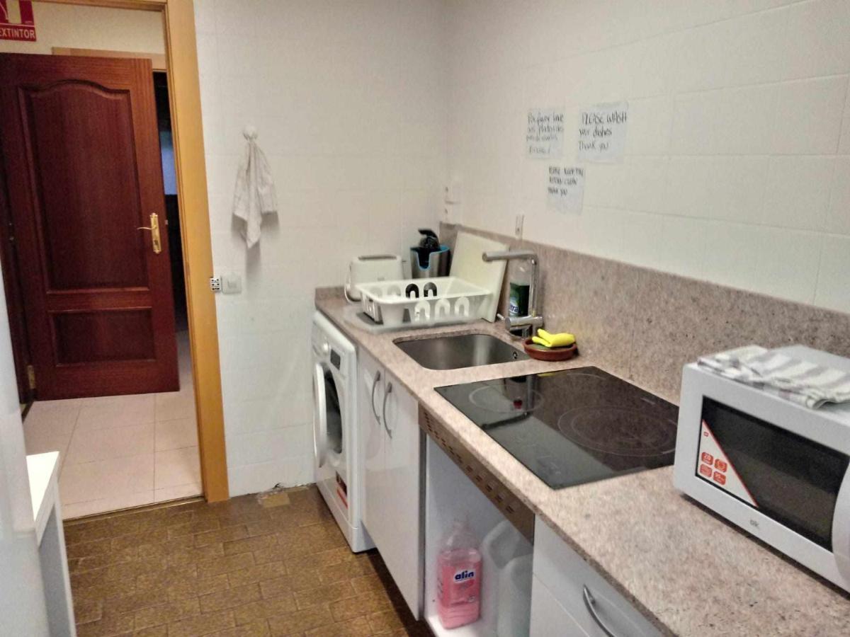 Bed & Breakfast Residencia 12 Octubre Madrid