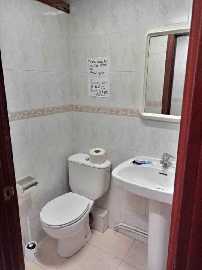 Residencia 12 Octubre Bed & Breakfast Madrid