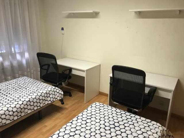 Residencia 12 Octubre Bed & Breakfast