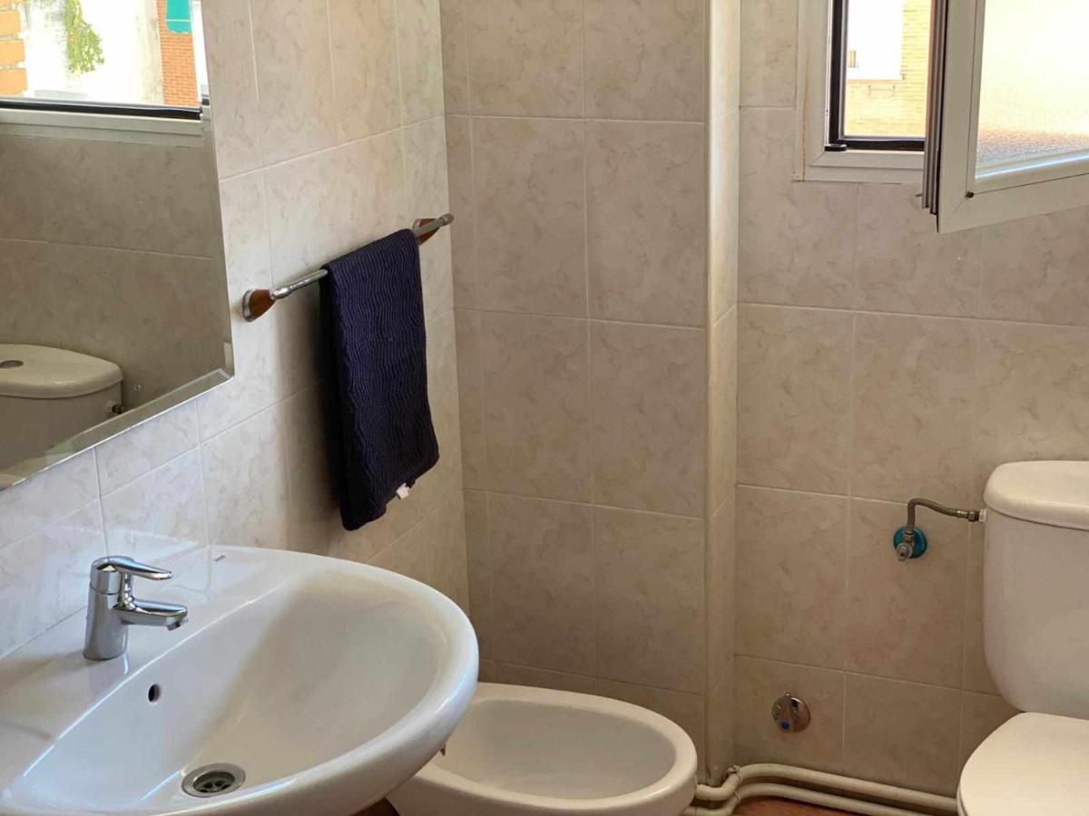 Bed & Breakfast Residencia 12 Octubre
