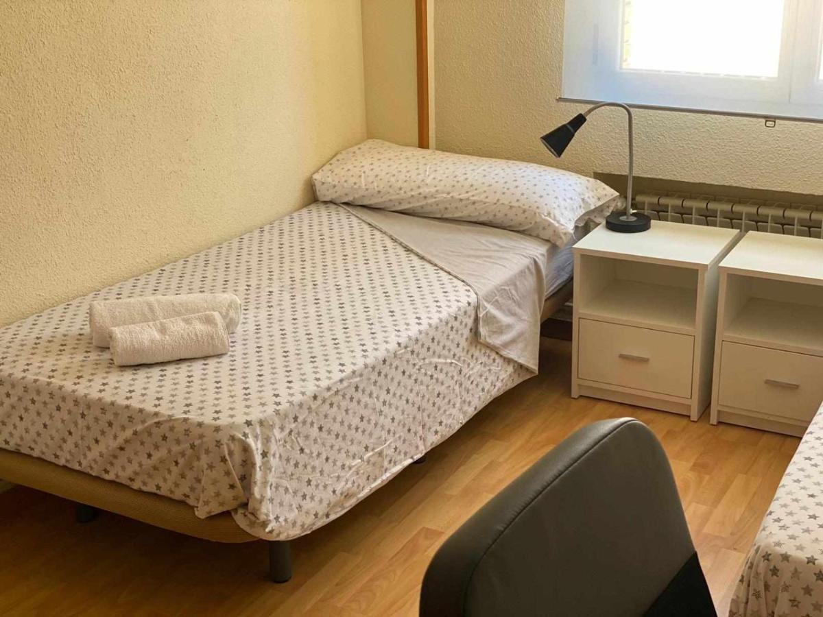 Bed & Breakfast Residencia 12 Octubre *