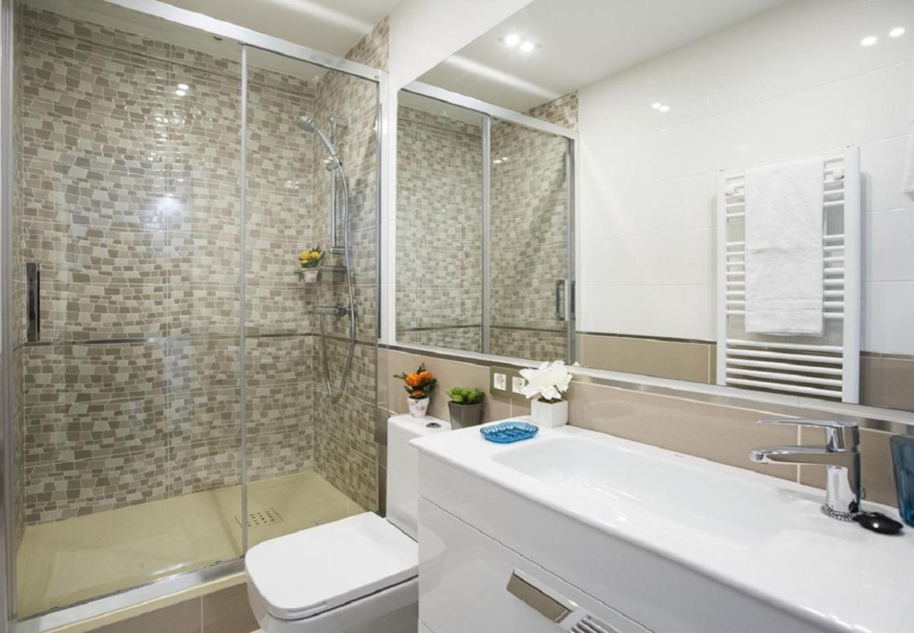 Mit House Avenida America Confort Xiii En Apartamento