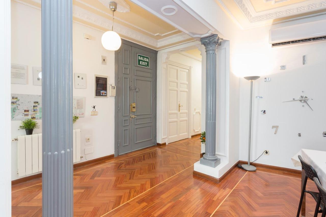 Apartment Vip Letras, By Monaro *