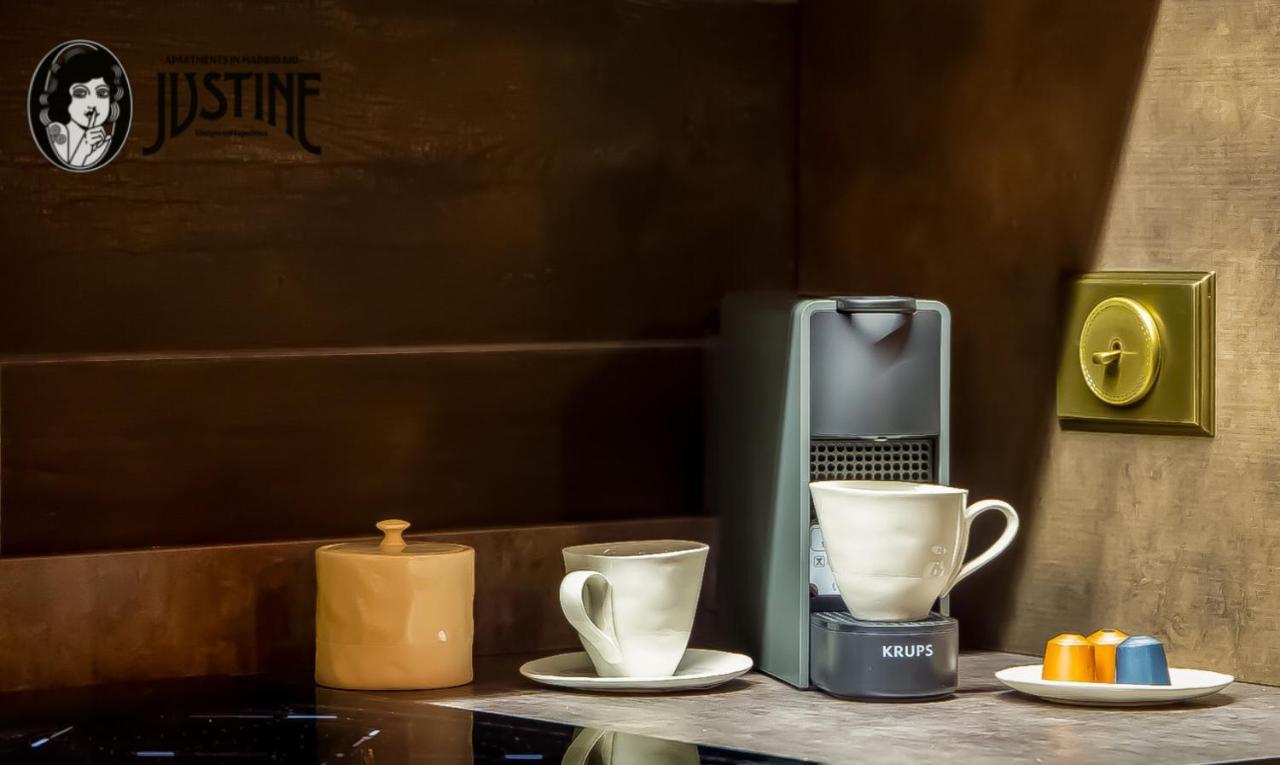 Opium Den By Justine Turistico En Rio Appartement