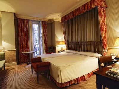 Adler 5* Madri