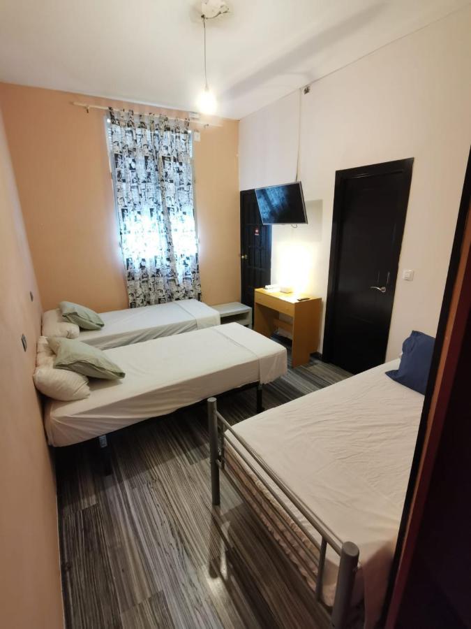 Arvin Hostal * Madrid