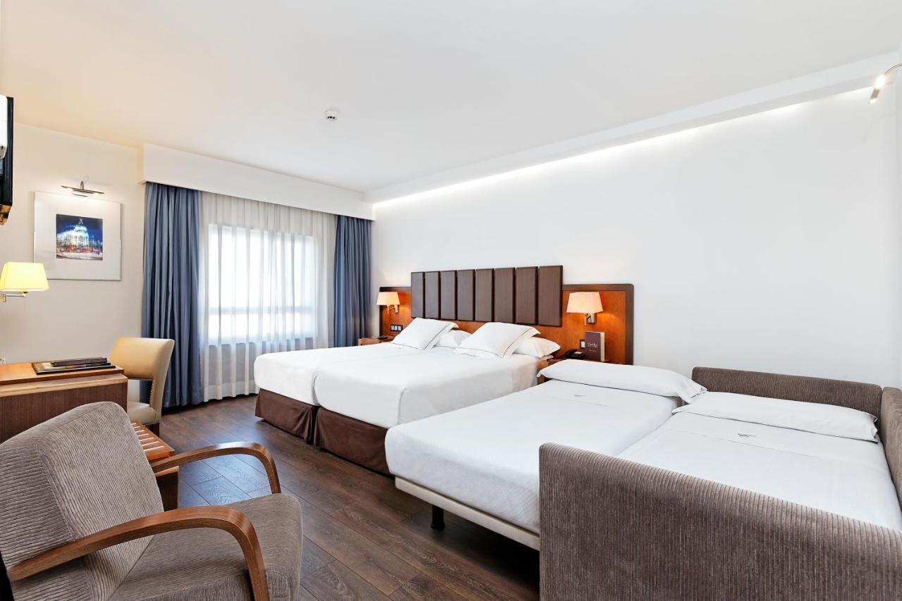 Claridge Hotel
