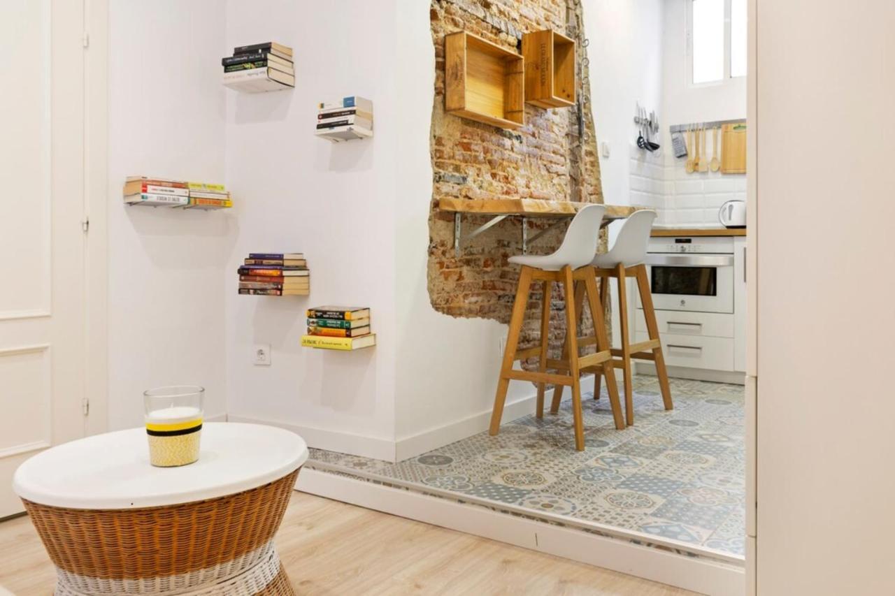 Designer 1 Bedroom In Chamberí Madri