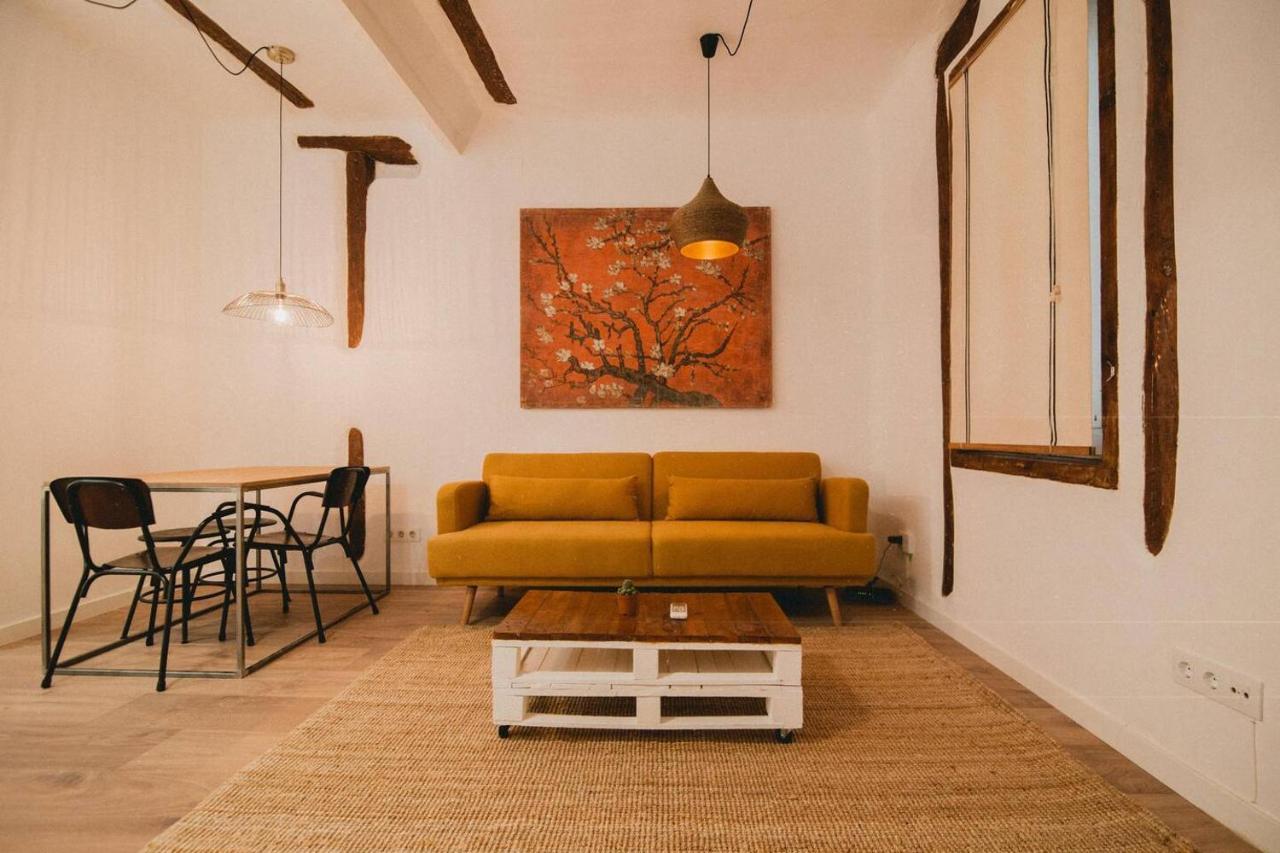 Charming Design Reina Sofia