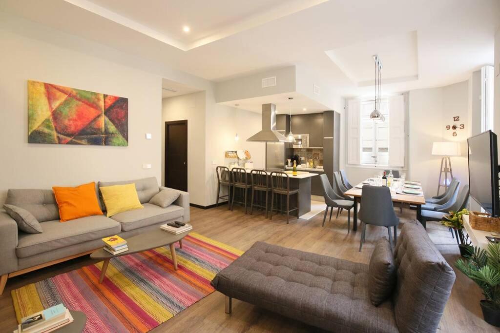 Apartment Agradable Apartamento En El De Los Austrias