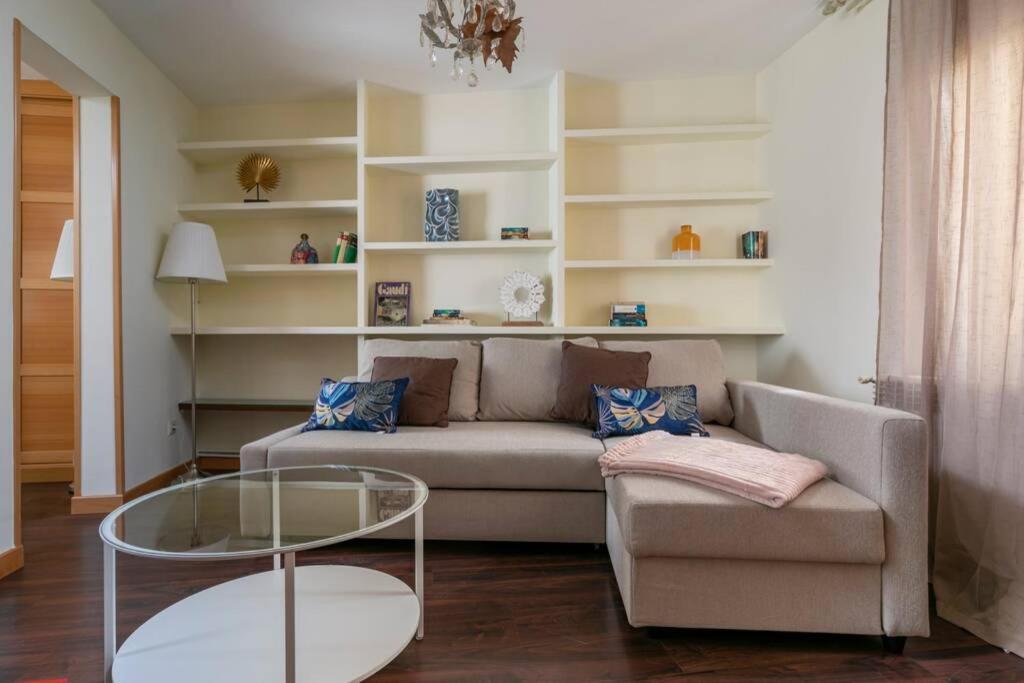 Homeabout La Latina Appartement *