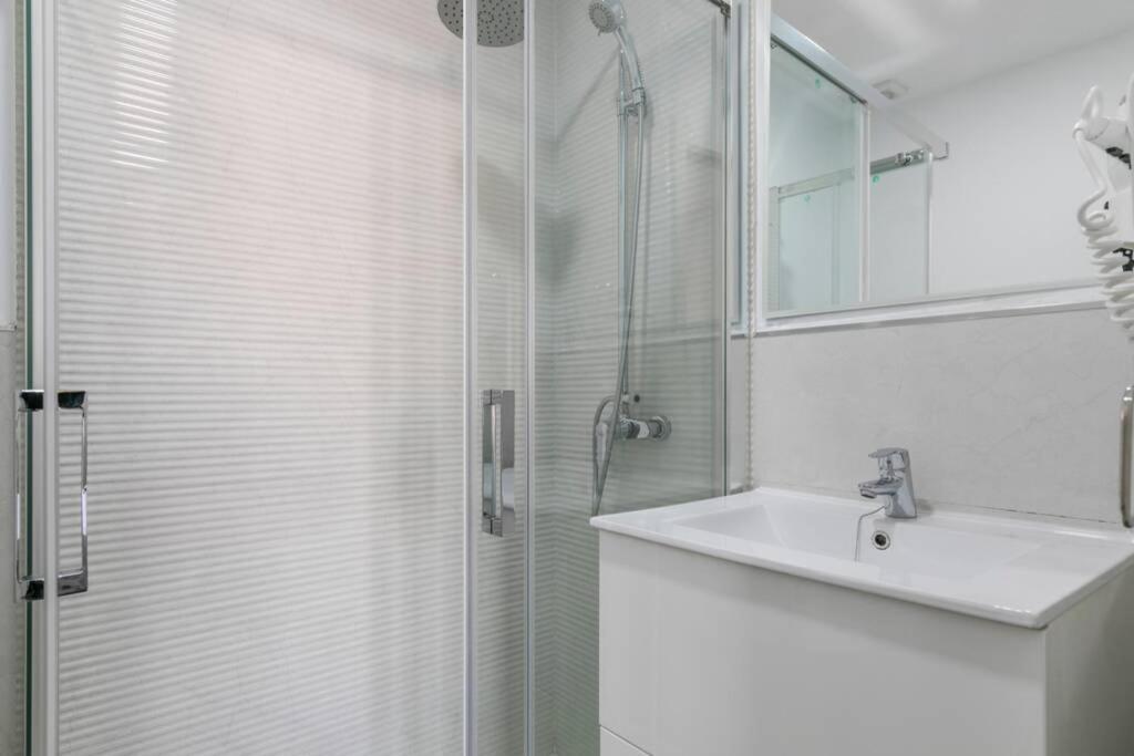 Homeabout Luxury Gran Via House