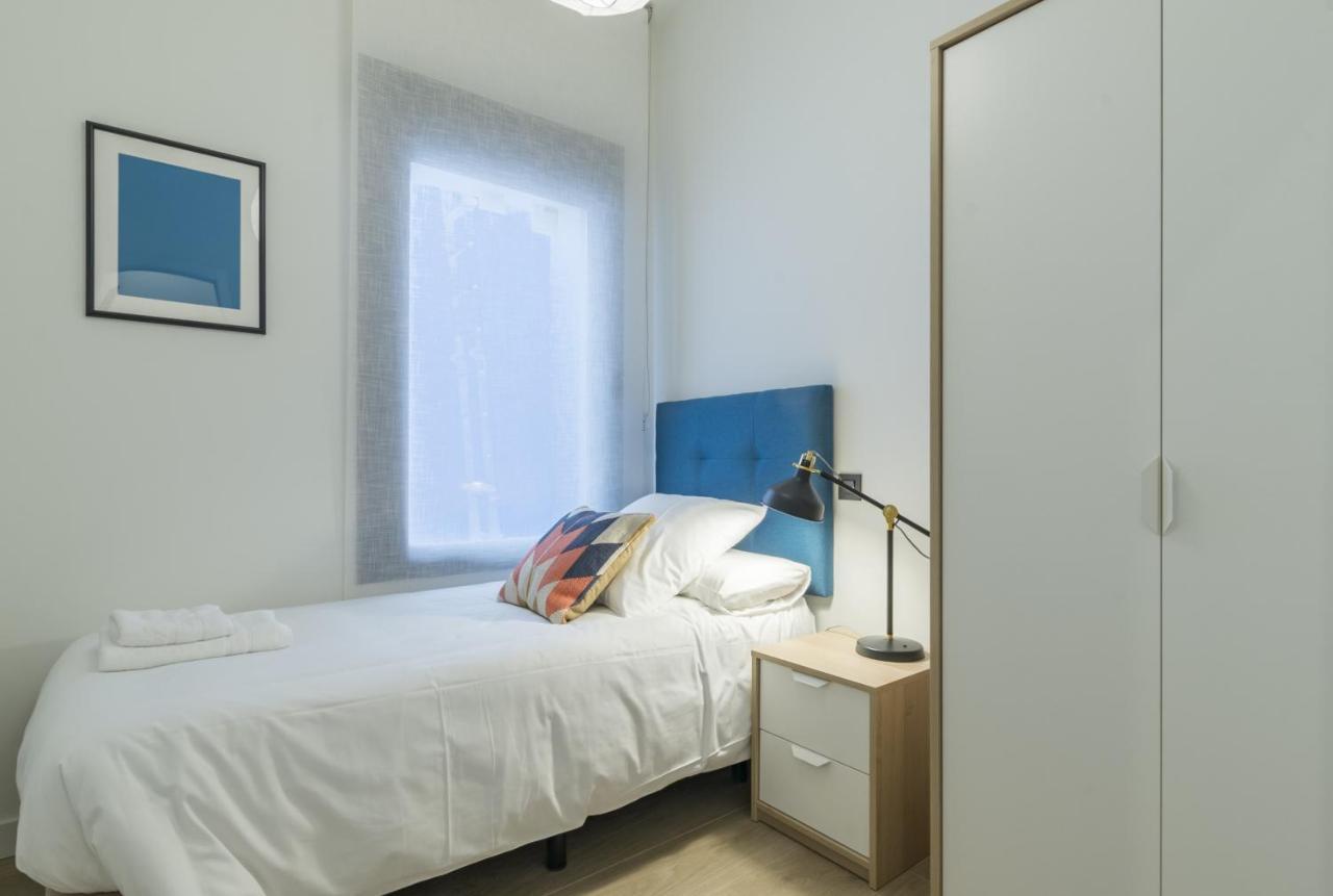 Mit House Bravo En * Madrid