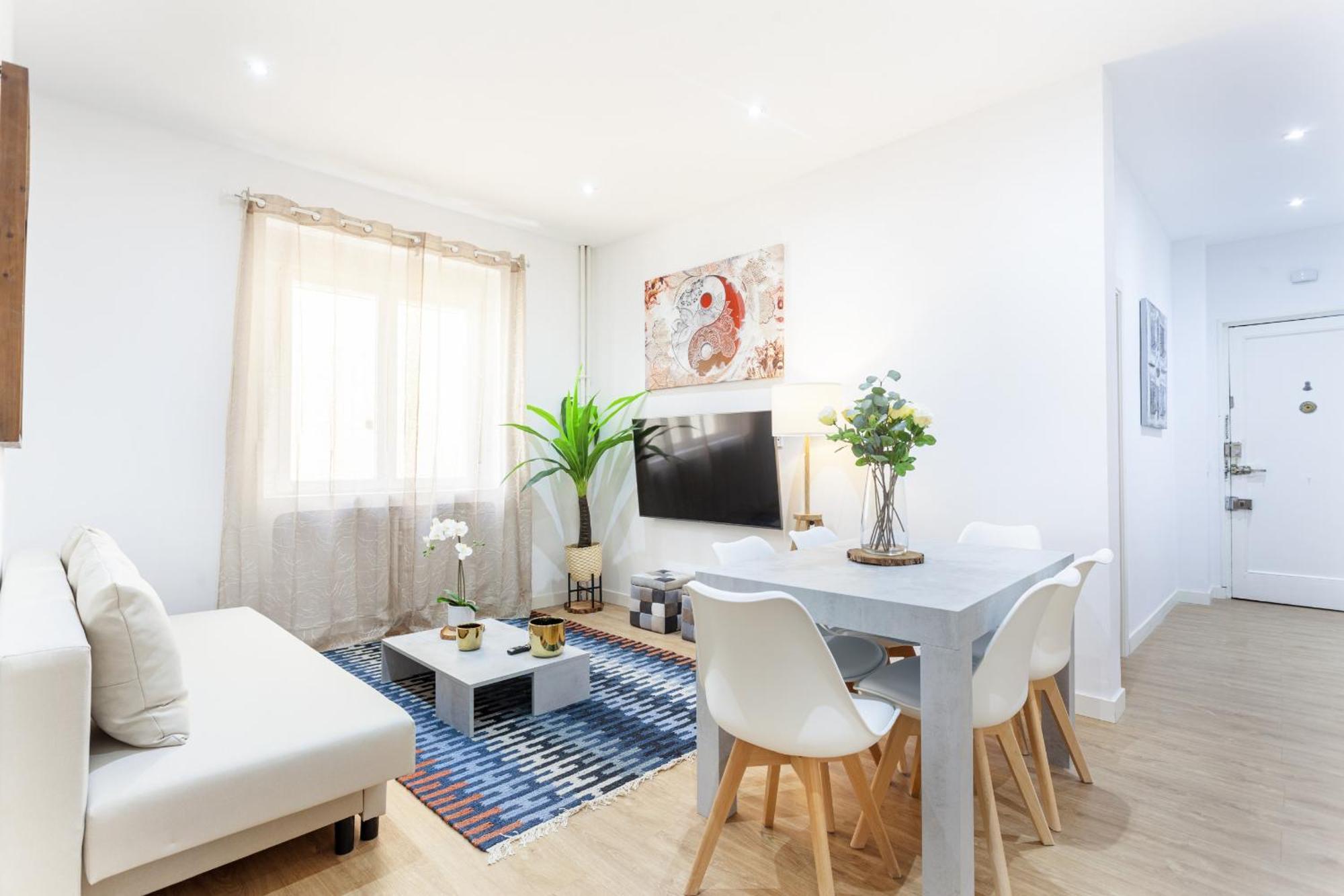 Mit House Latina En * Madrid