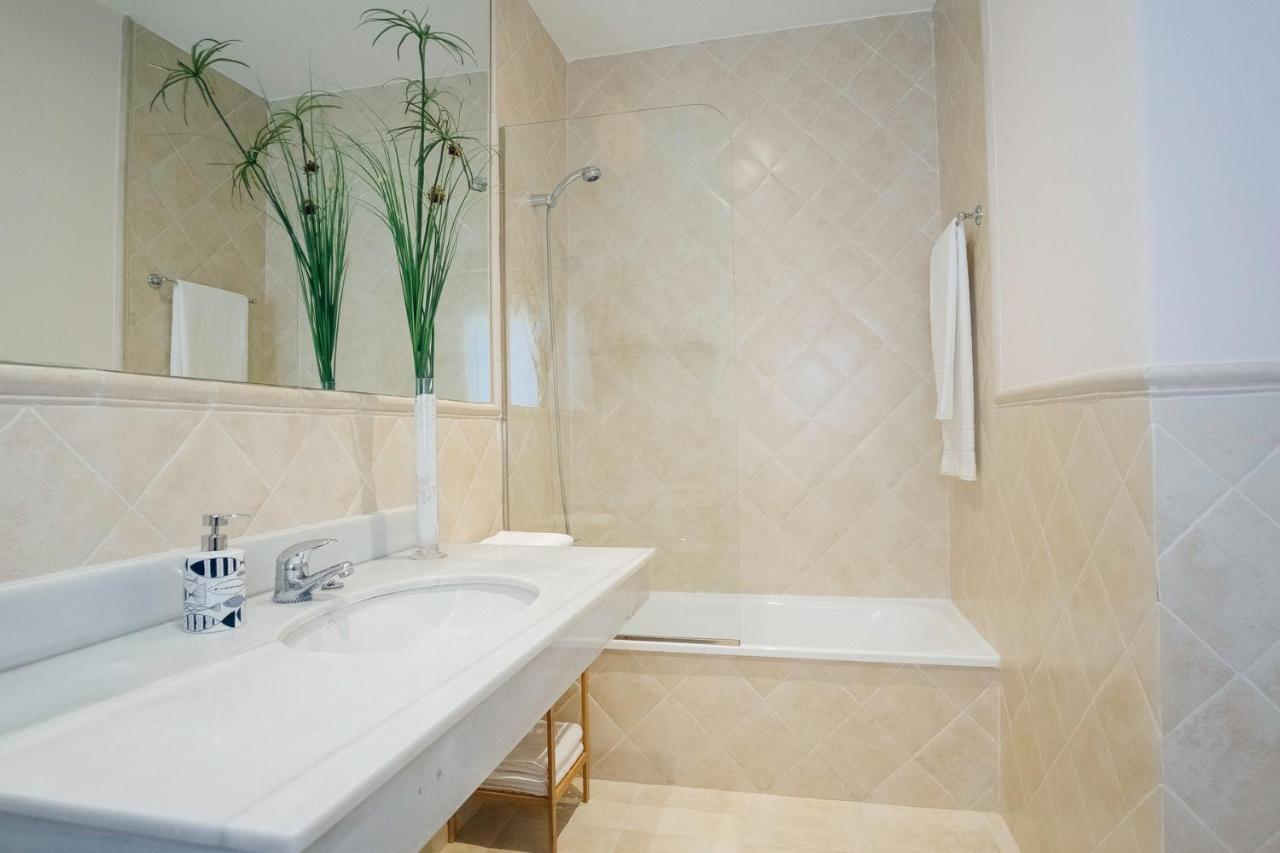 Homeabout Premium Royal Palace Penthouse