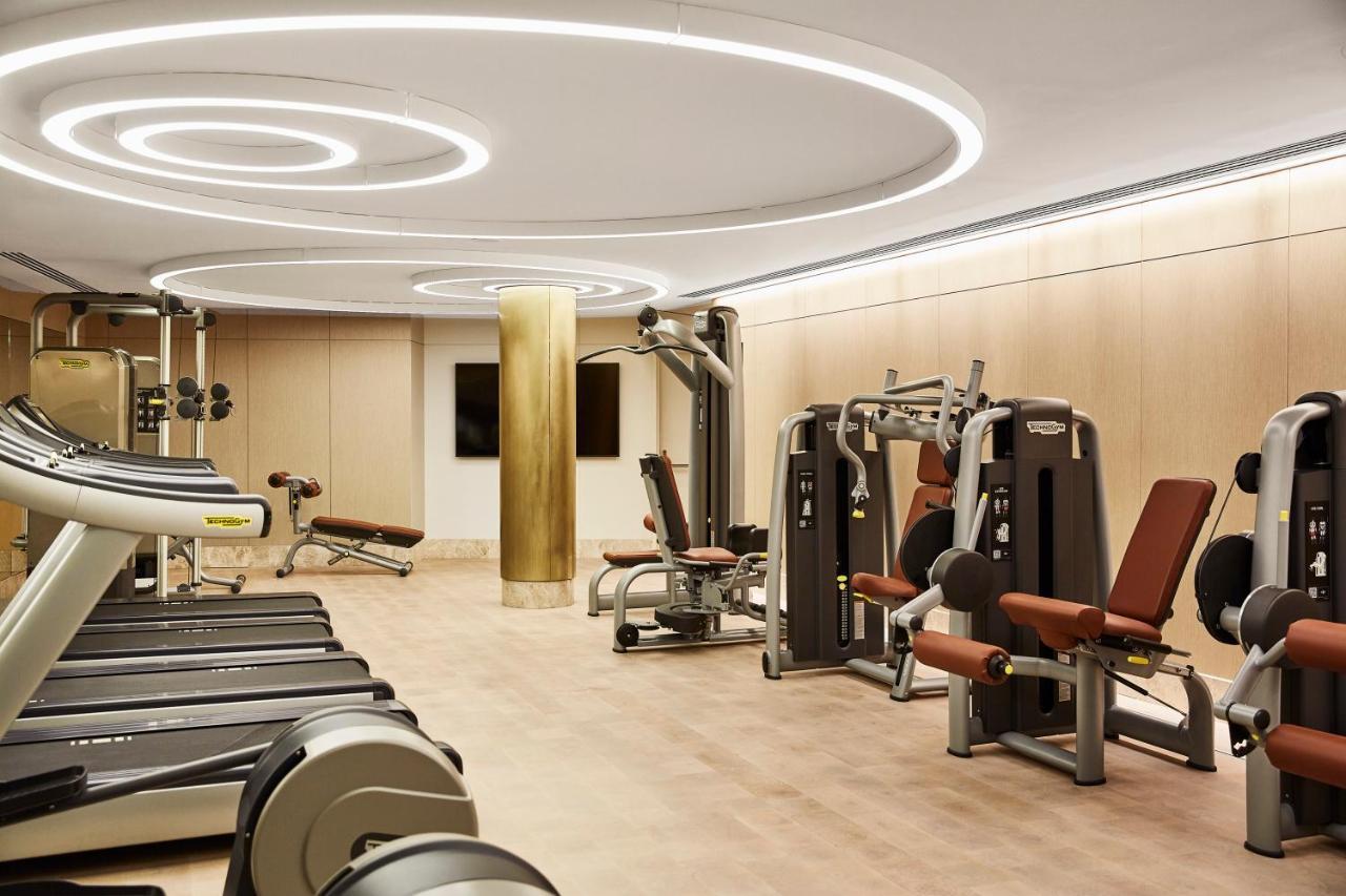 Four Seasons Hotel 5*