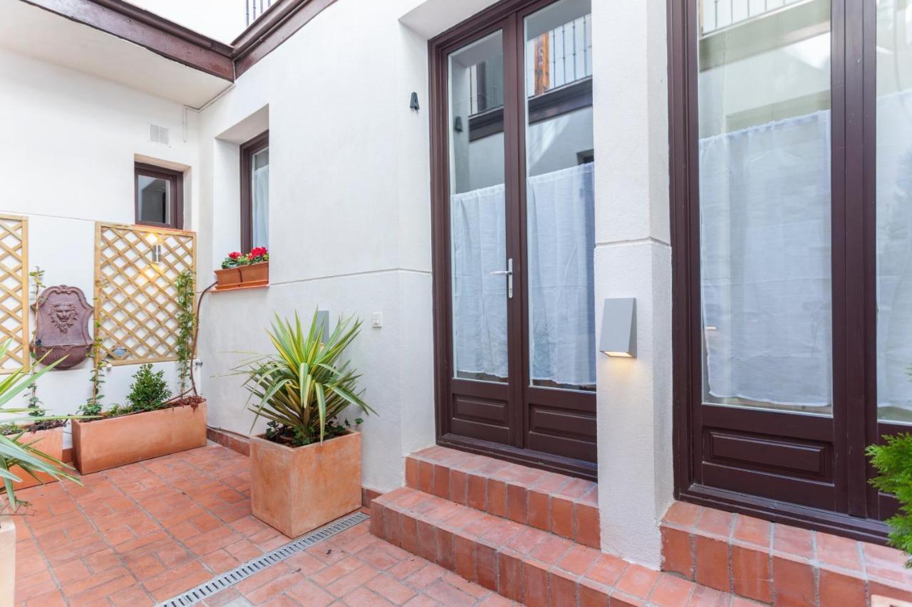 Mit House Patio En Madrid