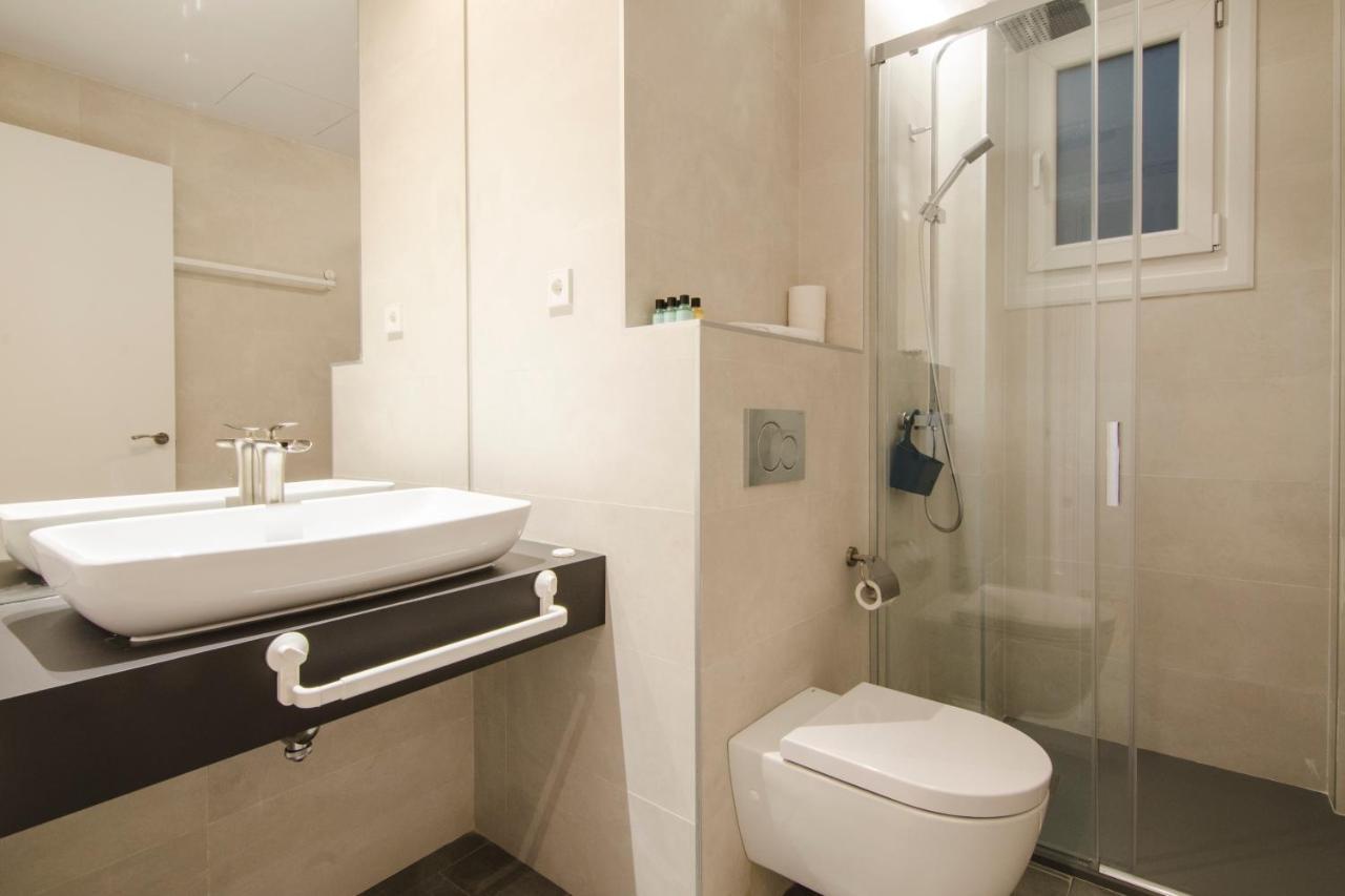 Apartamento FANTÁSTICO (3H + 2B) Palacio Real Madrid