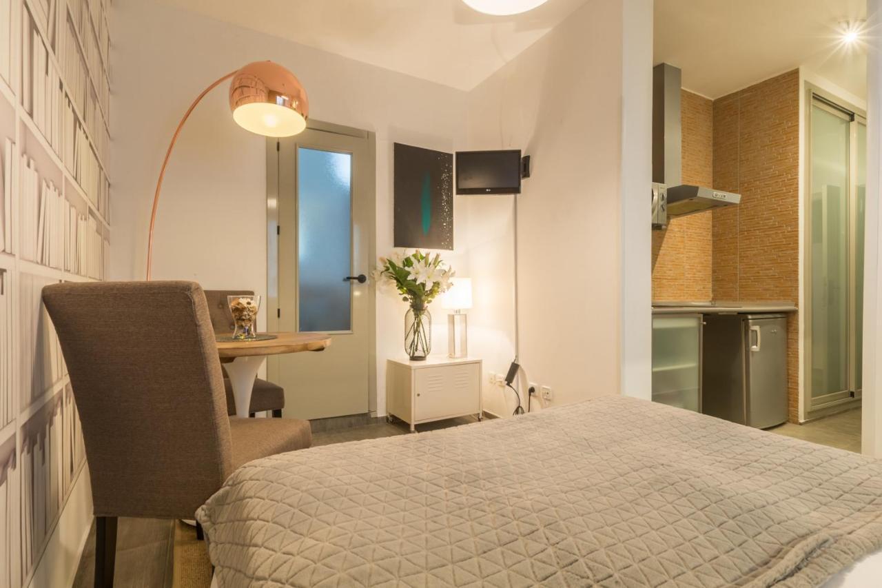Santa Ana Boutique En Apartment Madrid