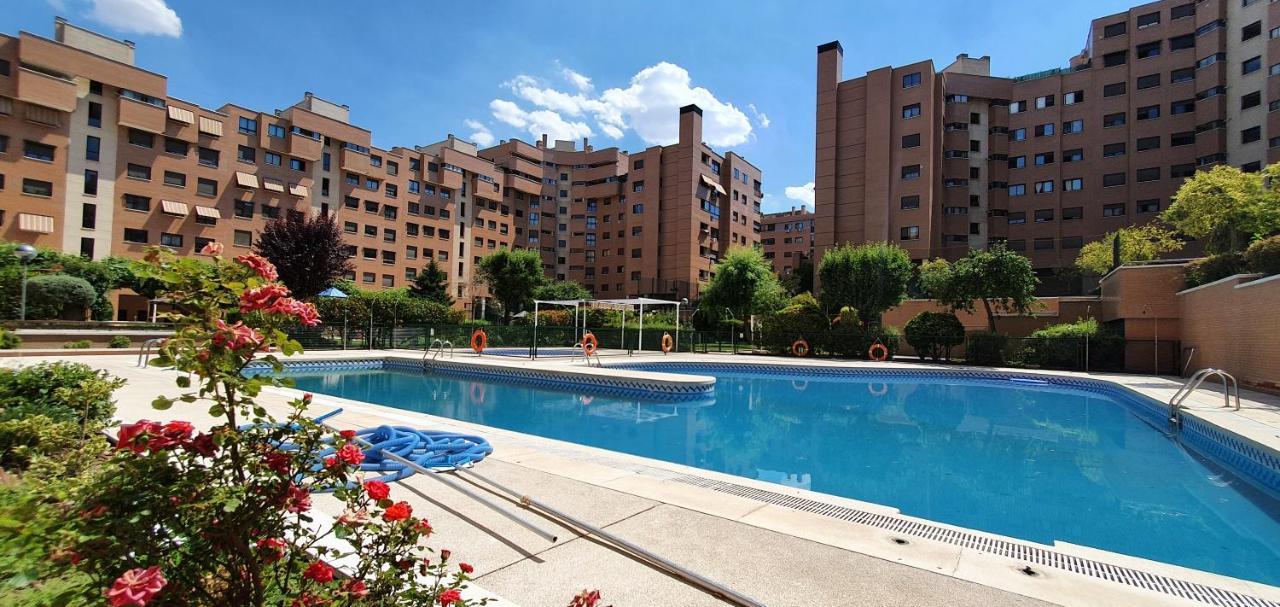 Residencial En Alquiler De Corta No Turistico