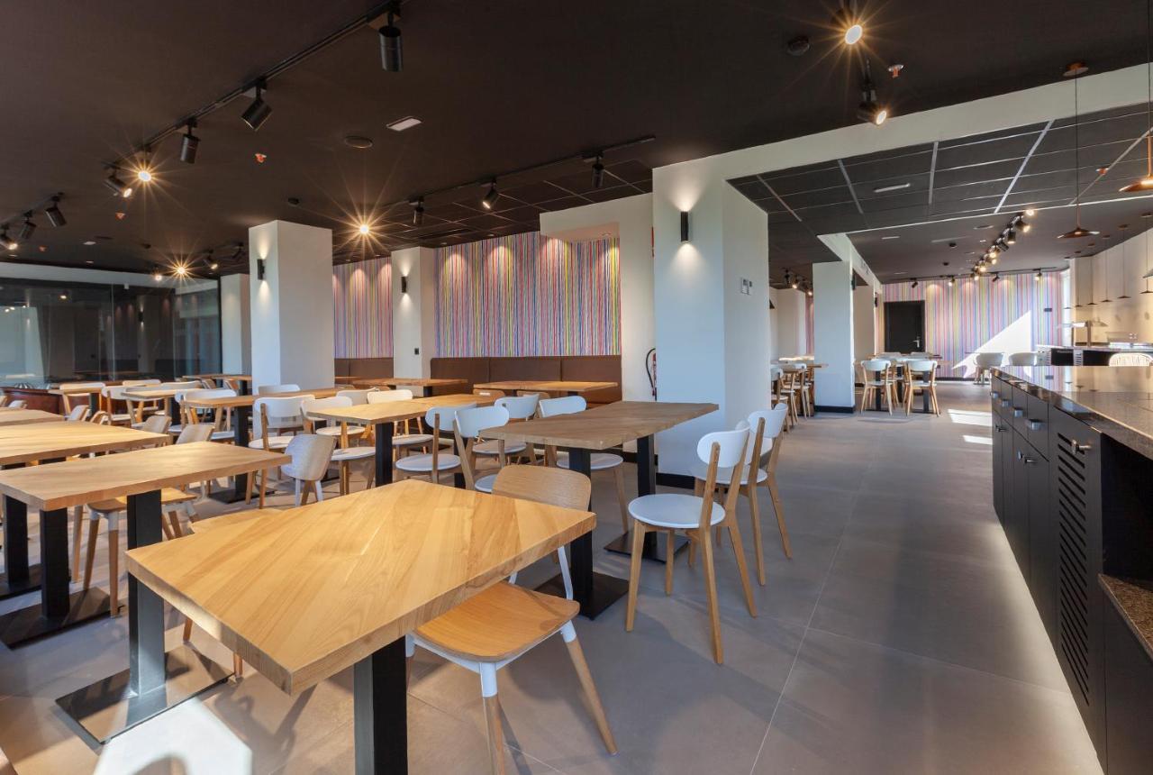 Vertice Roomspace Gasthof Madrid