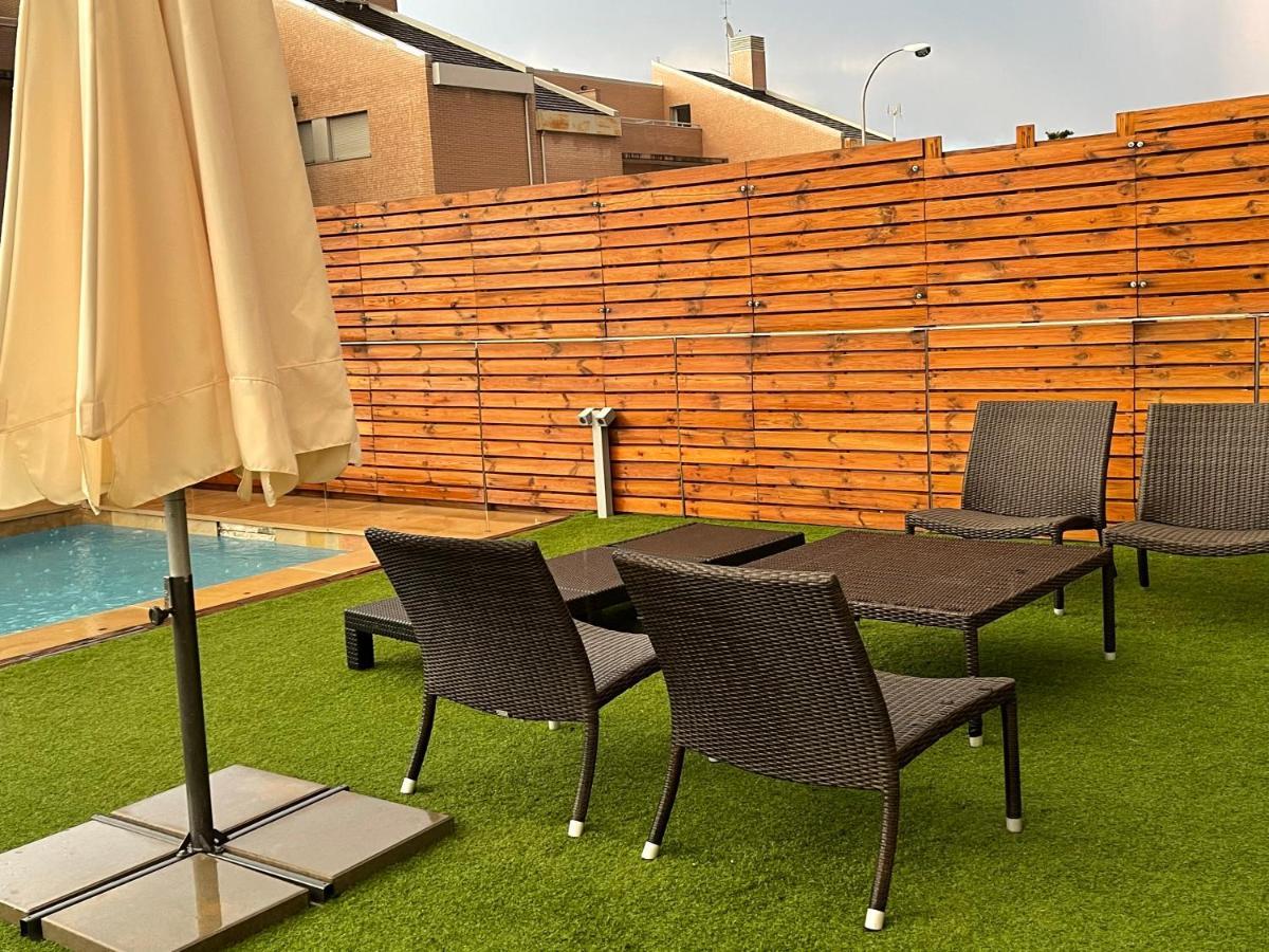 Valdevebas Con Piscina En Centro Wifi Gratis * Madrid