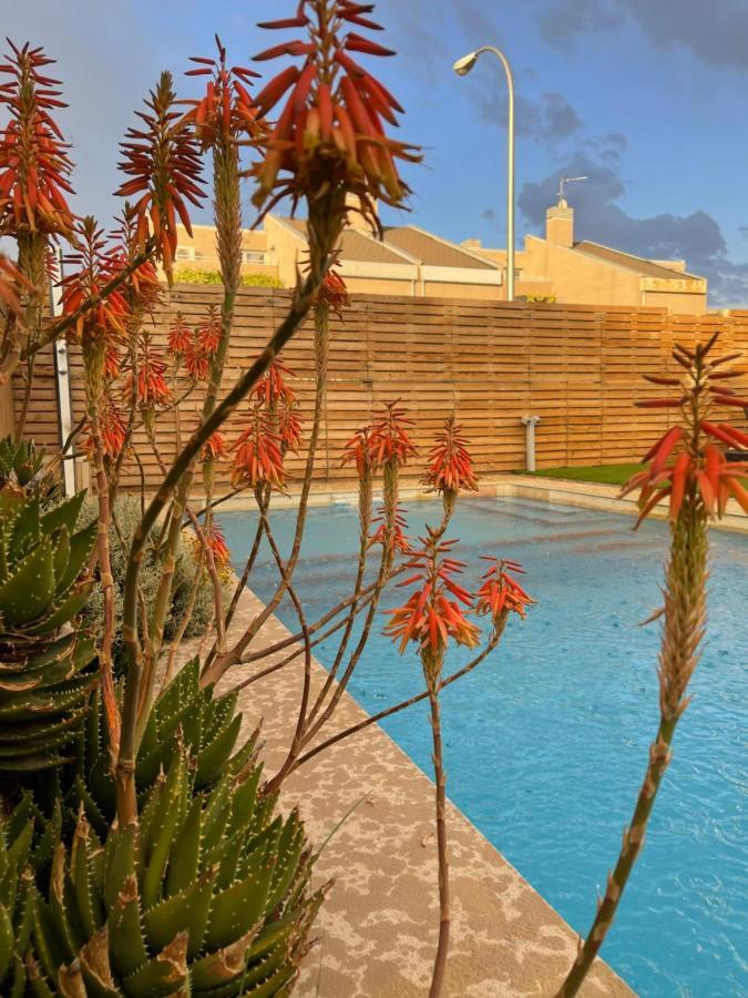 Valdevebas Con Piscina * Madri