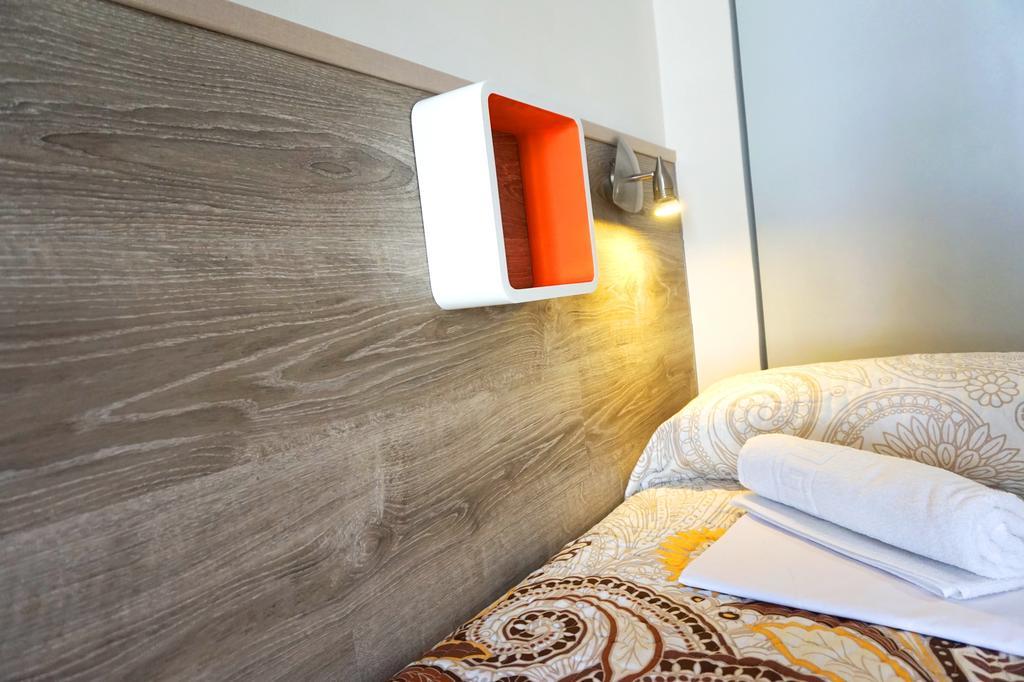 Muchomadrid Hostel *