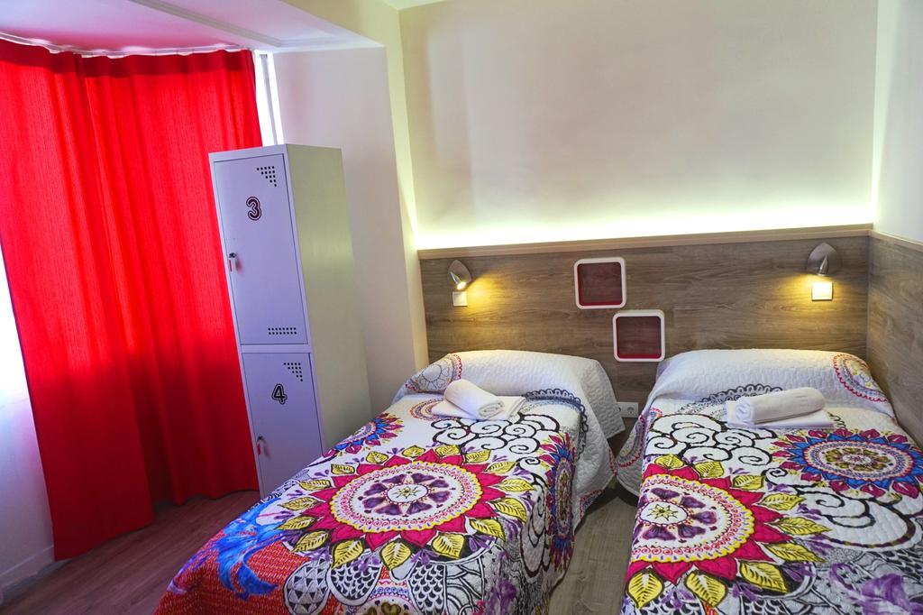 Muchomadrid Hostel Madrid