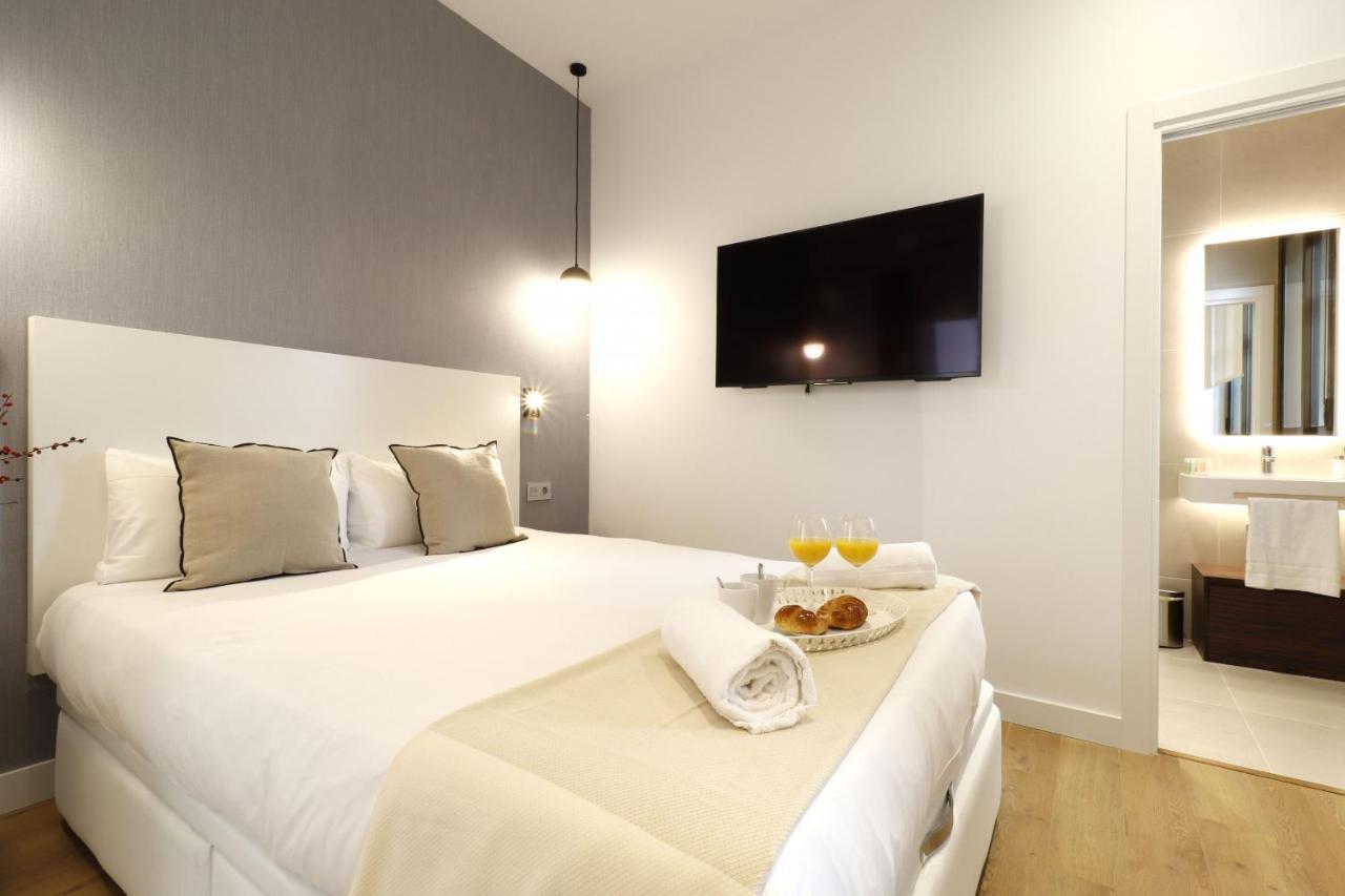 Appartement Reina Sofia Boutique Ii By Madflats Collection